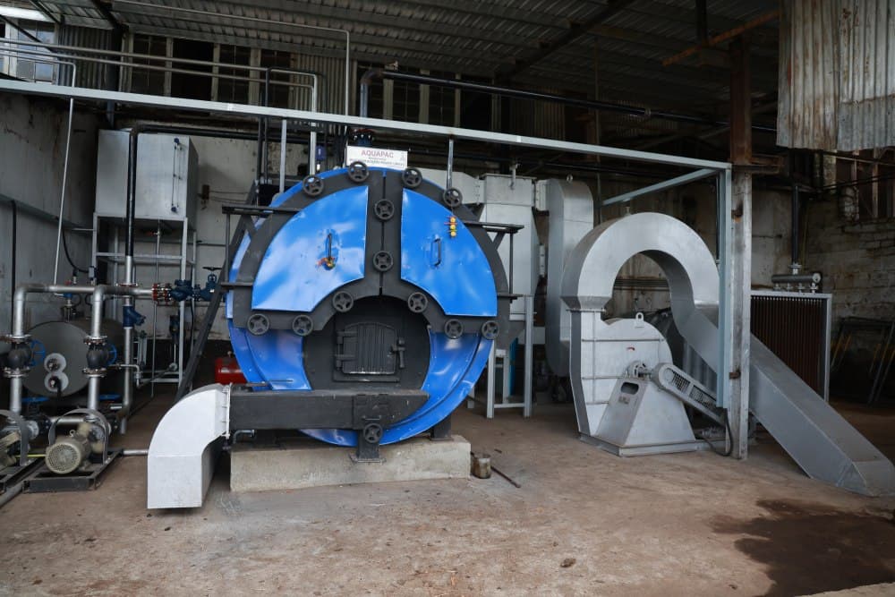 Glowing thermal heating coils in operation